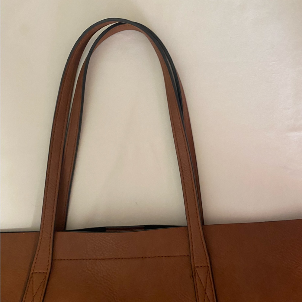 Faux Leather Brownish Colored Large Tote Handbag - Picture 4 of 11